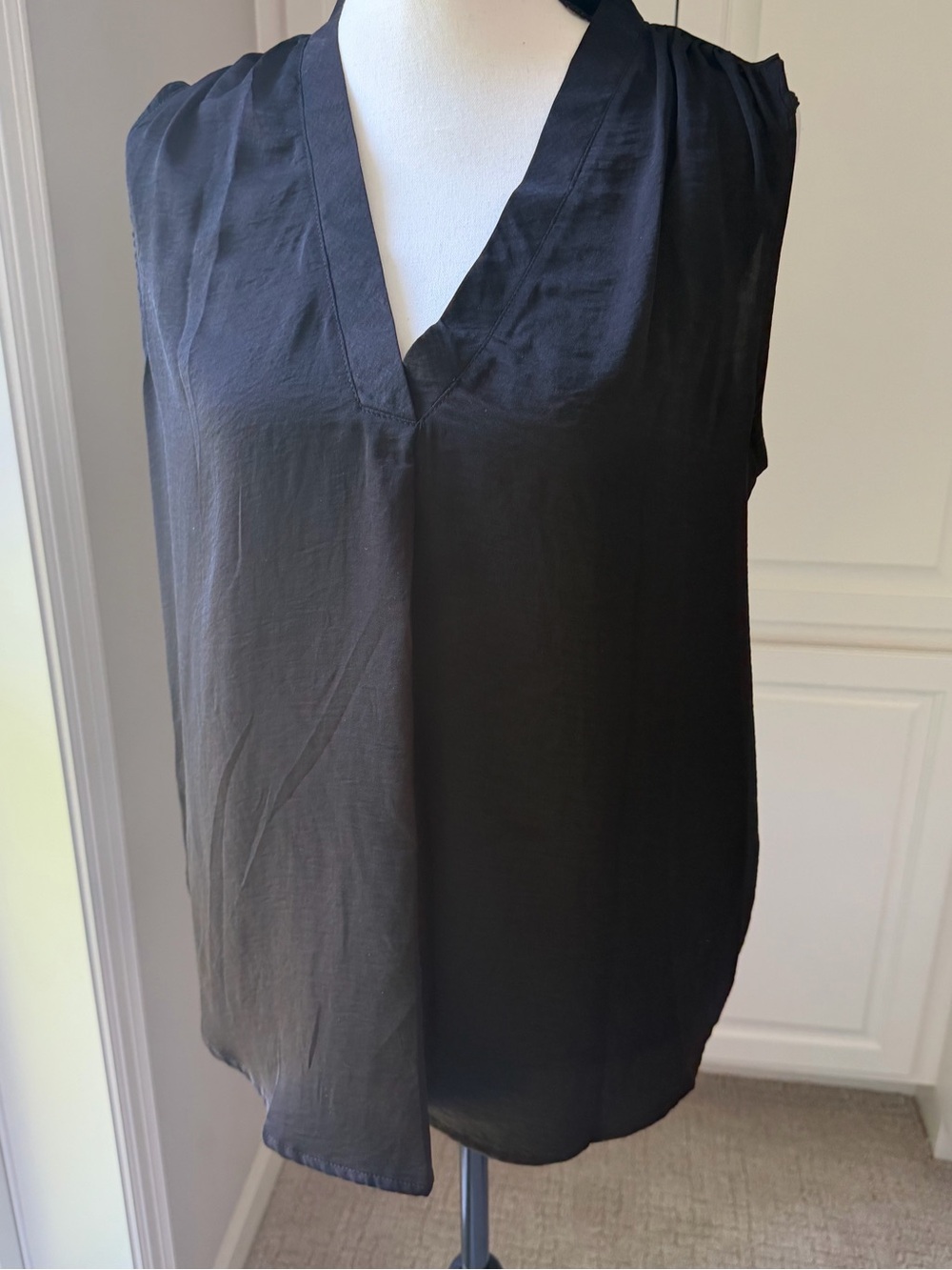 Ninety Black V-Neck Sleeveless Camisole - Picture 5 of 5